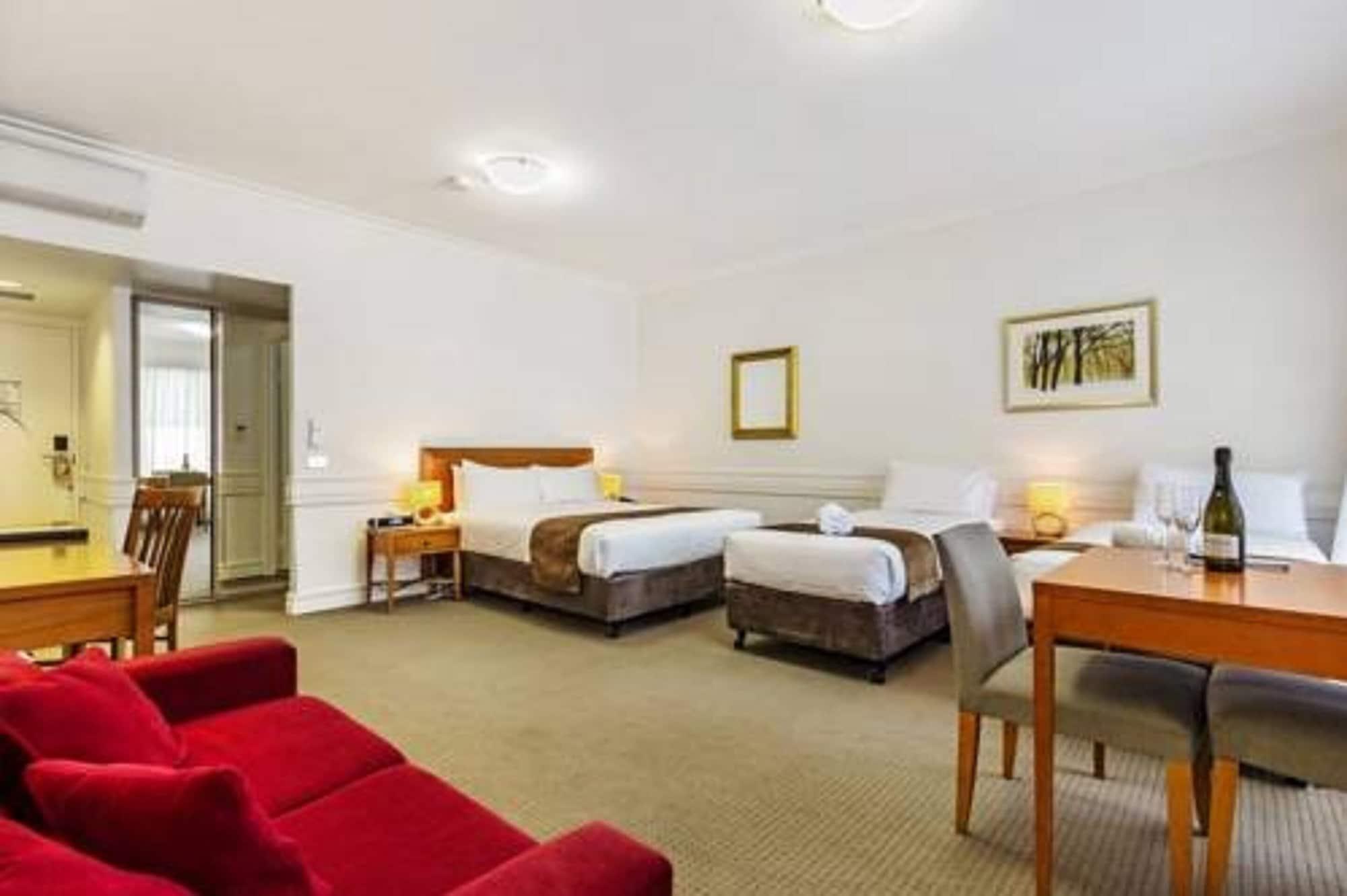 Beaumont Kew Apartments Мелбърн Екстериор снимка