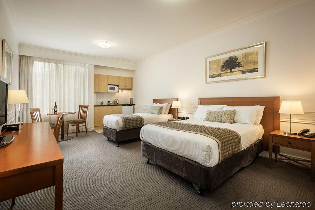 Beaumont Kew Apartments Мелбърн Екстериор снимка