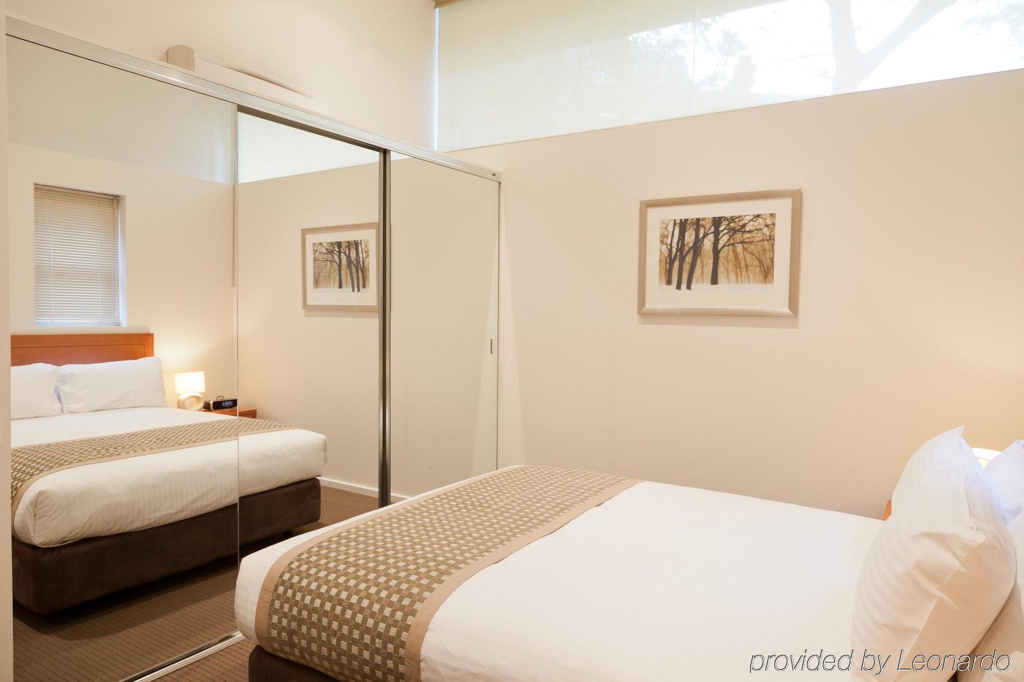 Beaumont Kew Apartments Мелбърн Екстериор снимка