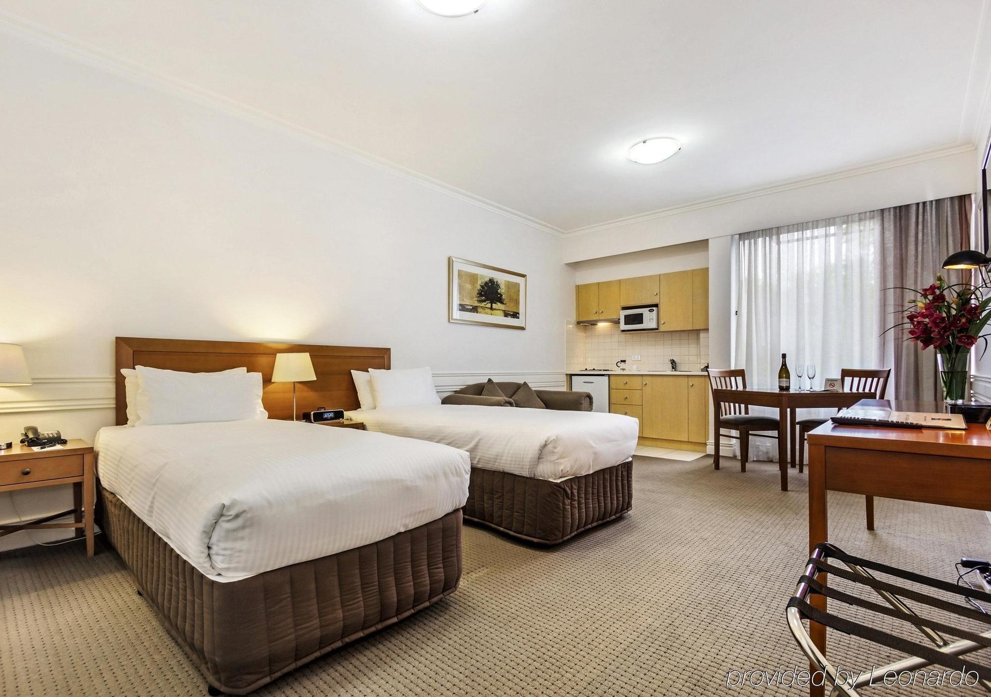 Beaumont Kew Apartments Мелбърн Екстериор снимка