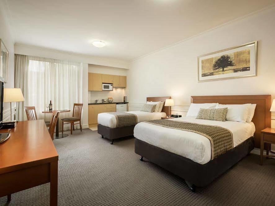 Beaumont Kew Apartments Мелбърн Екстериор снимка