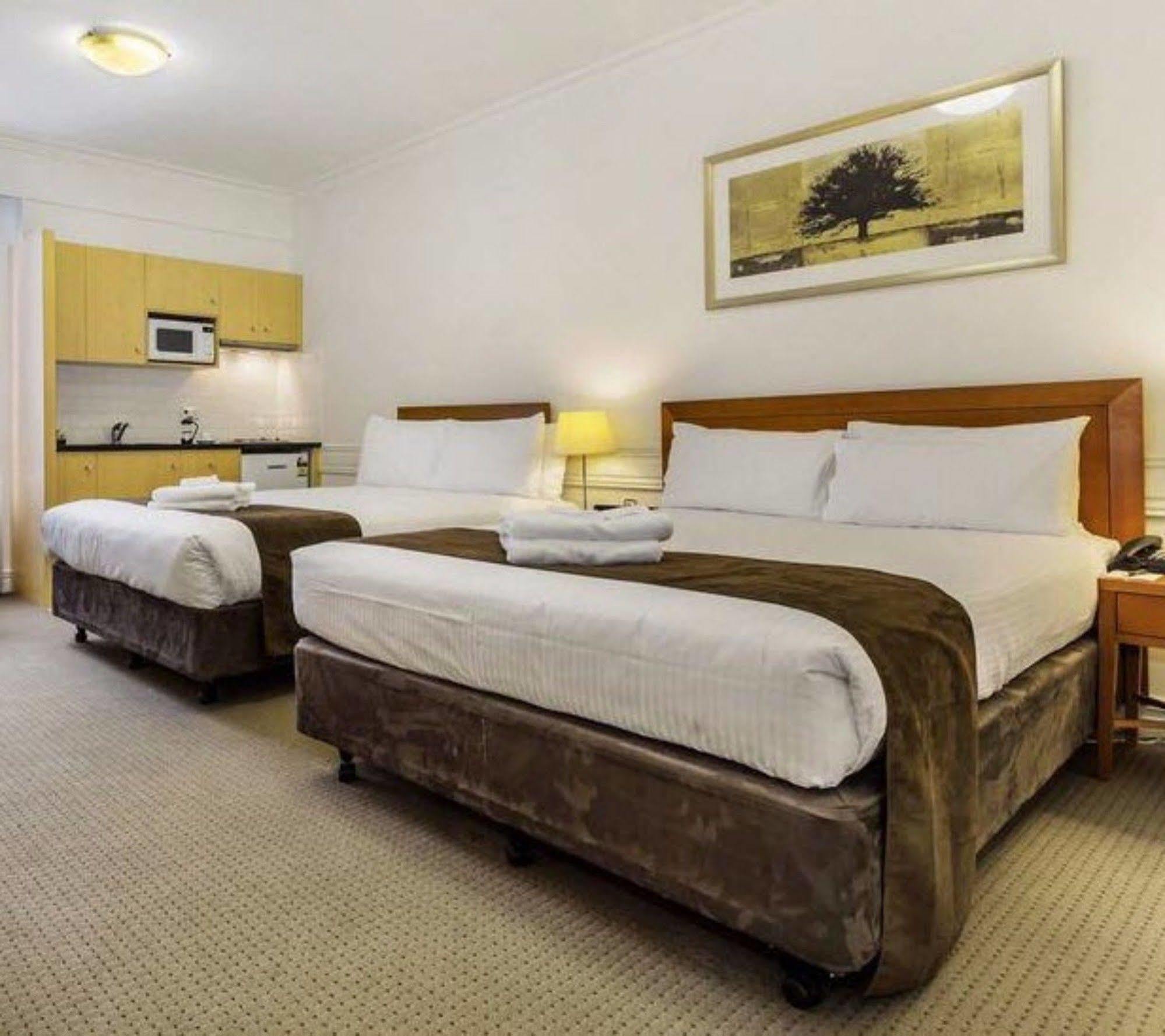 Beaumont Kew Apartments Мелбърн Екстериор снимка