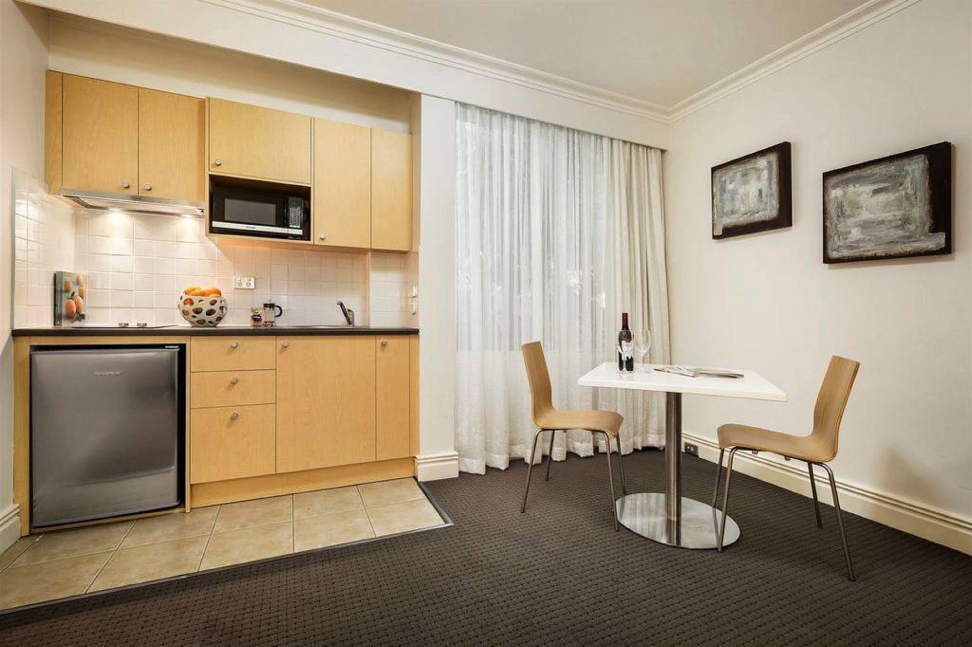Beaumont Kew Apartments Мелбърн Екстериор снимка